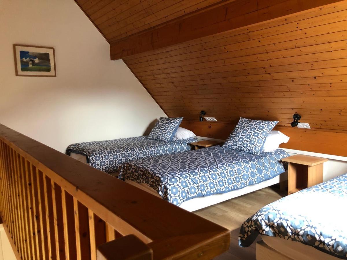 Cottage Anadwen Au Pied Du Lac Au Duc Et Son Golf Ploërmel Dış mekan fotoğraf