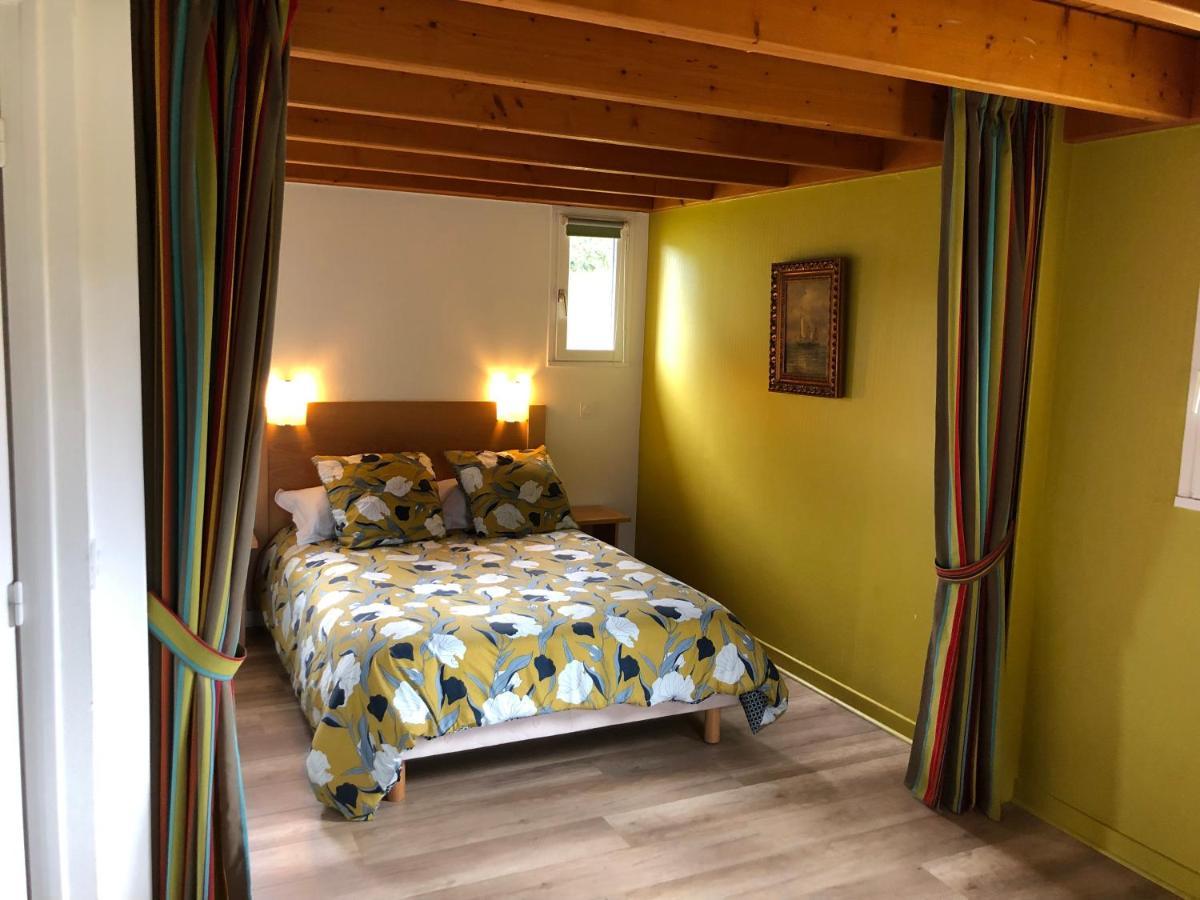Cottage Anadwen Au Pied Du Lac Au Duc Et Son Golf Ploërmel Dış mekan fotoğraf